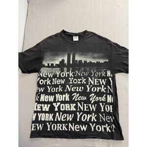 Vintage Faded New York City Twin Towers Skyline T-shirt XL